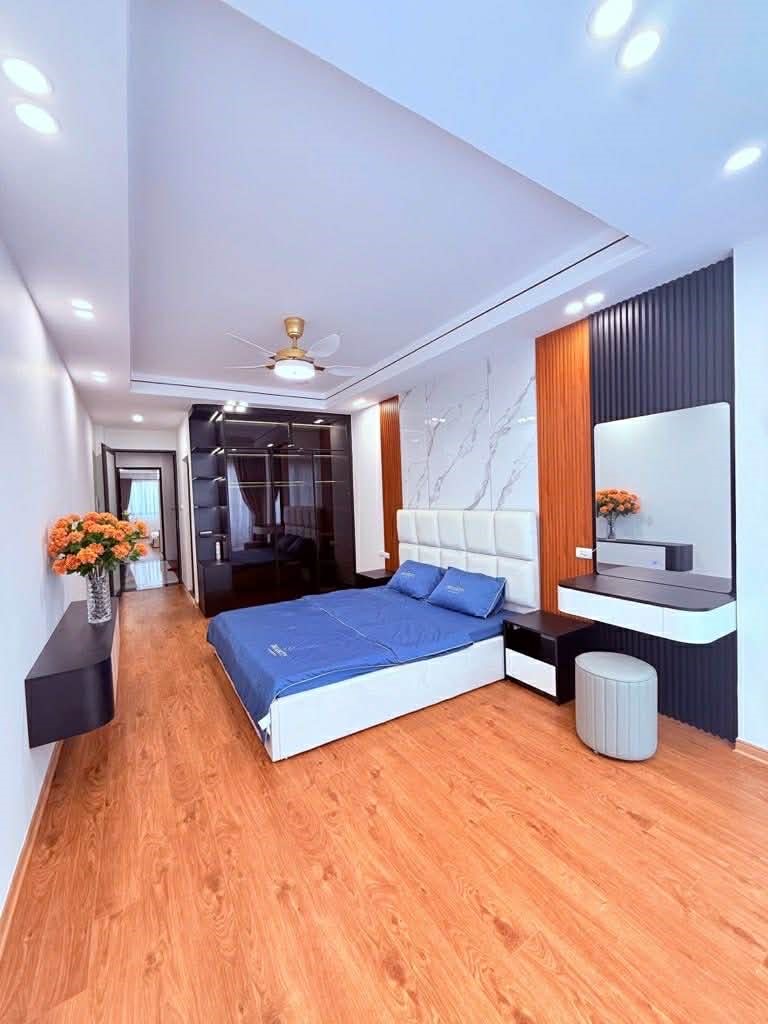 B.Á.N NHÀ HOÀNG CẦU 80m2 x 7T THANG MÁY_Ô TÔ NGÕ THÔNG_GẦN PHỐ_NHÀ MỚI ĐẸP_hơn 25 tỷ